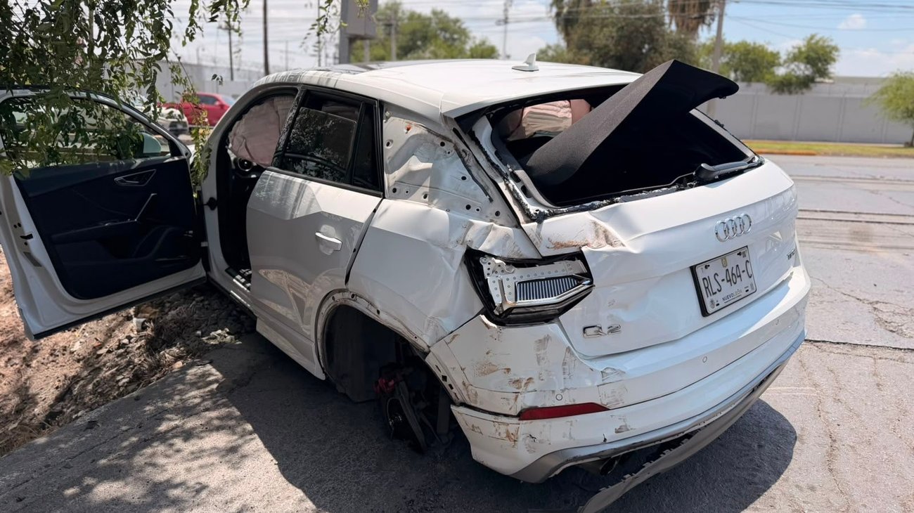 Tren impacta camioneta en Escobedo; no hubo lesionadas