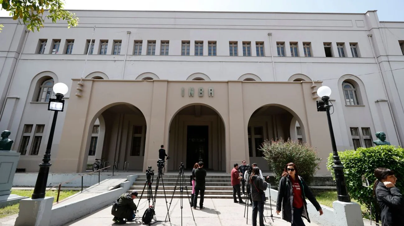 Deja bomba molotov 35 heridos en preparatoria en Chile