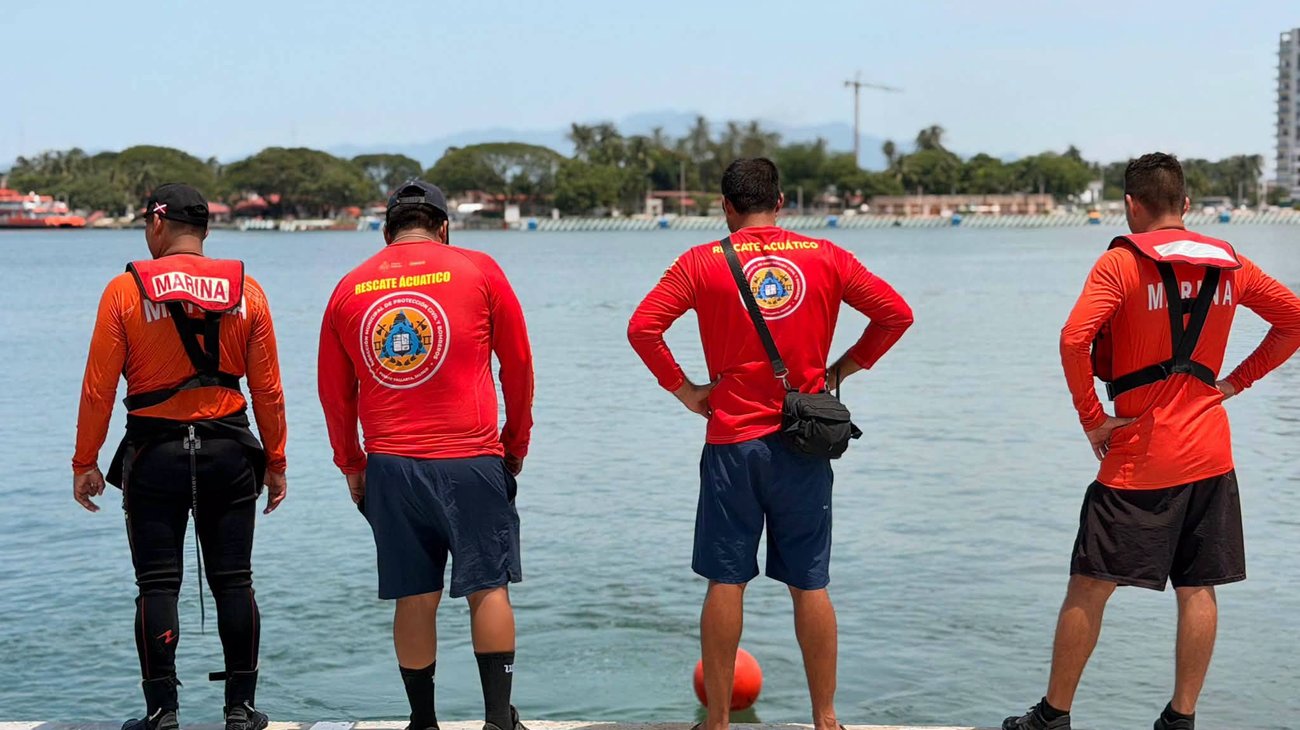 Turista regio muere tras caer al mar en Puerto Vallarta