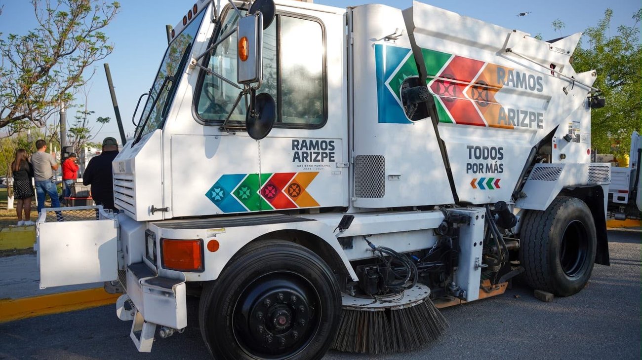 Servicios municipales mantienen operativo en Ramos Arizpe