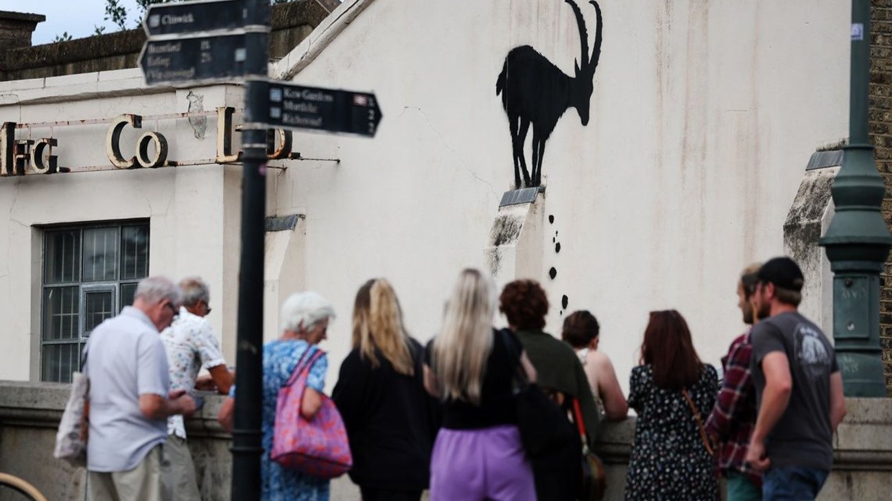 Banksy crea nueva obra de arte en un edificio en Londres