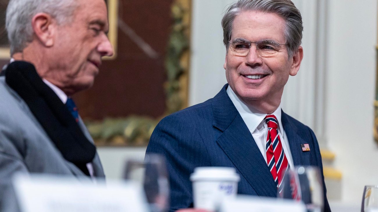 84fefbb2b7934f1b8f0ed027534a1c321ffae33fw_160d122a07