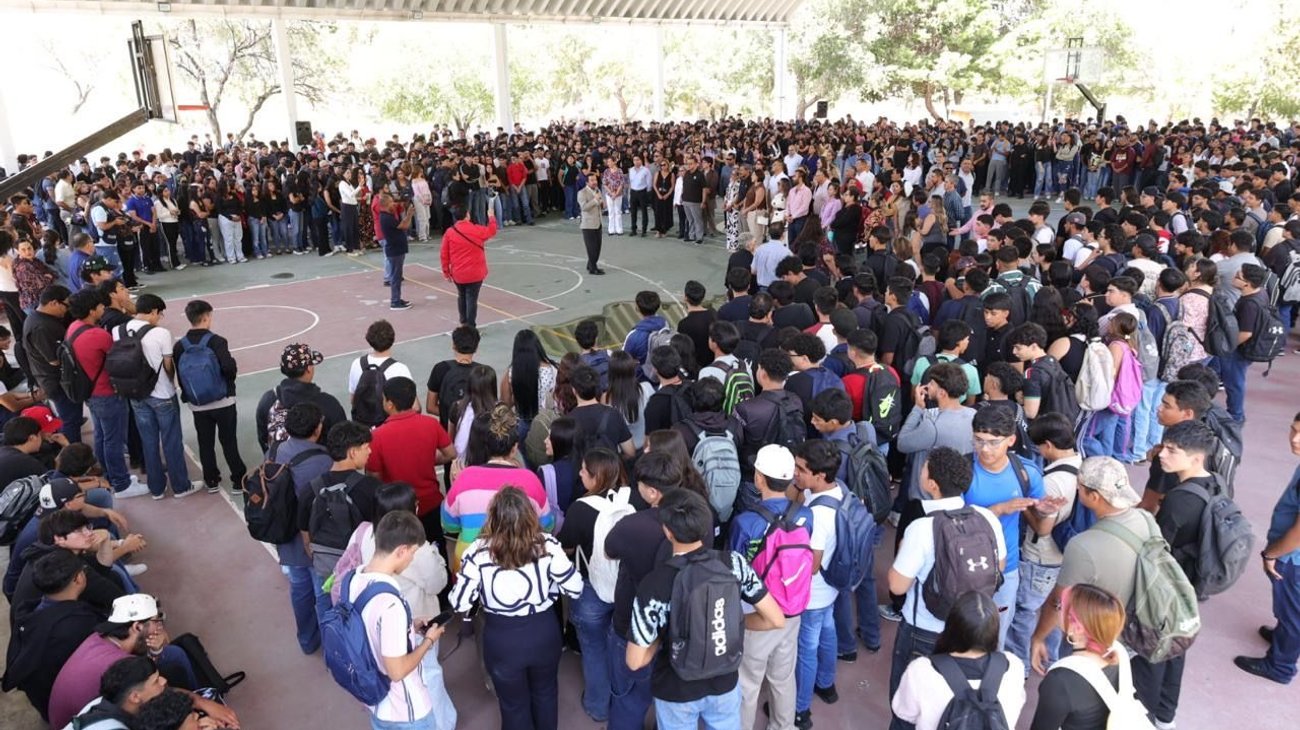 UTC inicia nuevo ciclo escolar con bienvenida en Ramos Arizpe