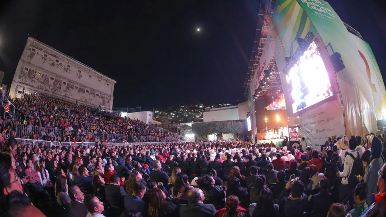 Inauguran edición 52 del Festival Cervantino en Guanajuato