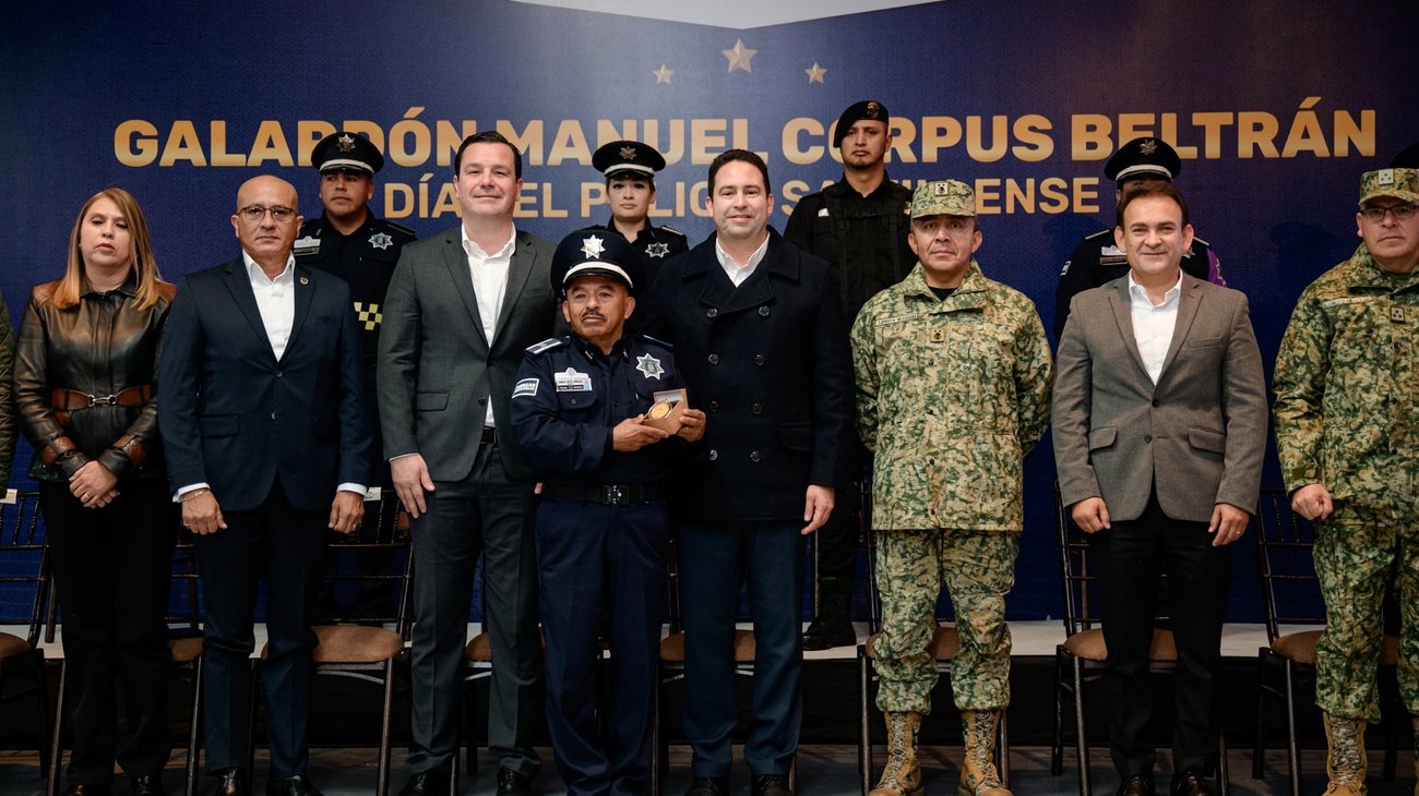 Reconocen a policías saltillenses y anuncian histórica inversión