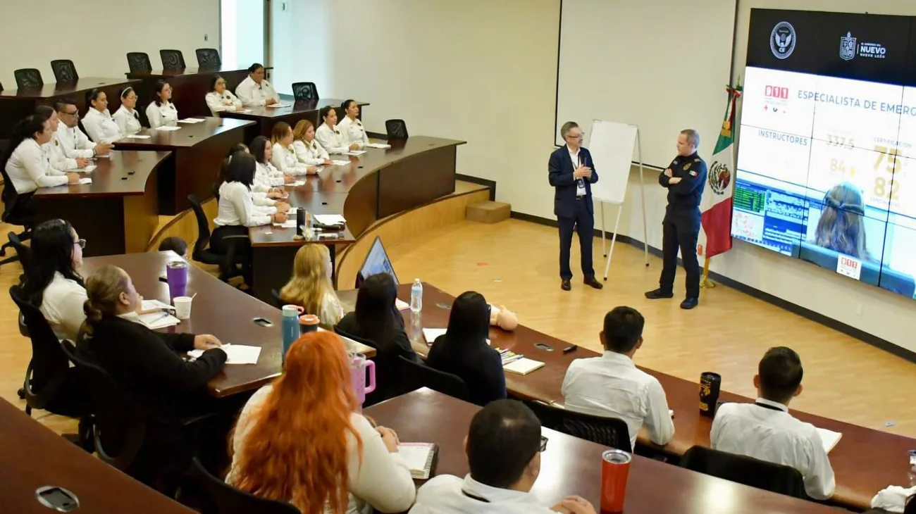 Certifican a operadores del 911 en atención de reportes