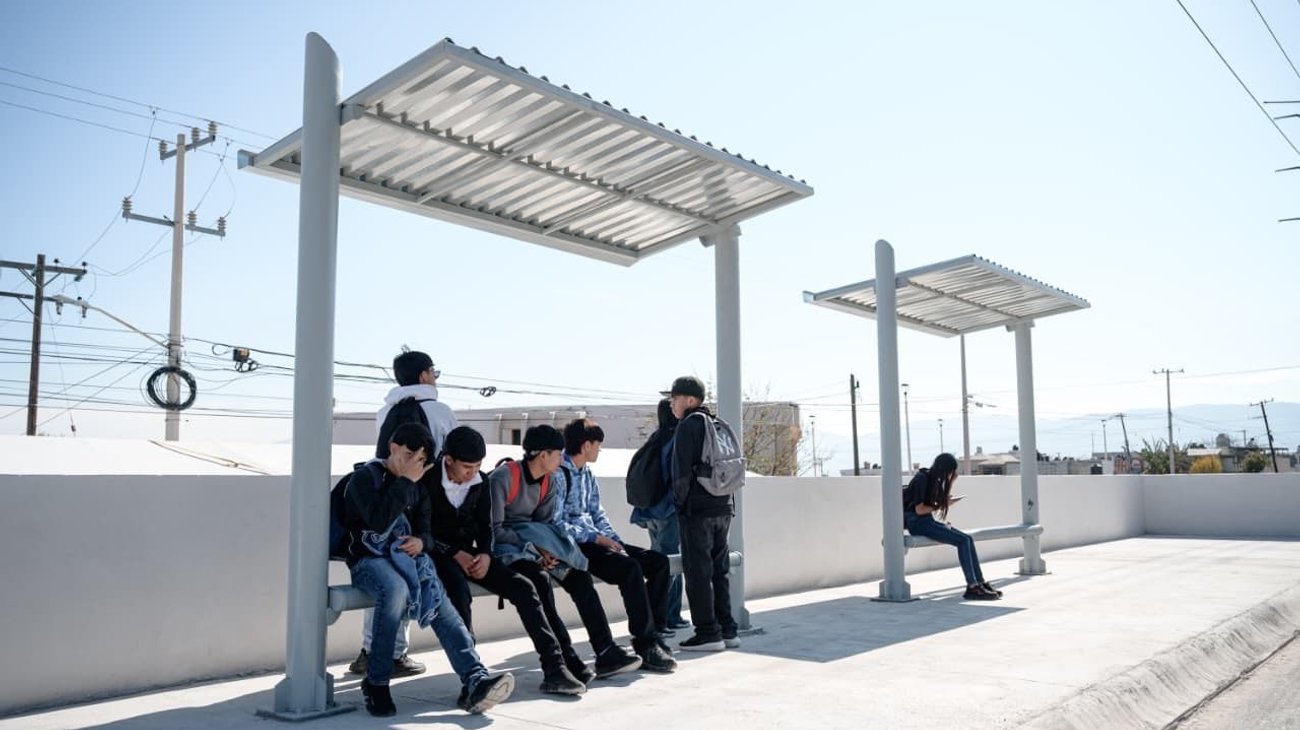 Cumplen con estudiantes con nuevo parabús en Conalep Saltillo l