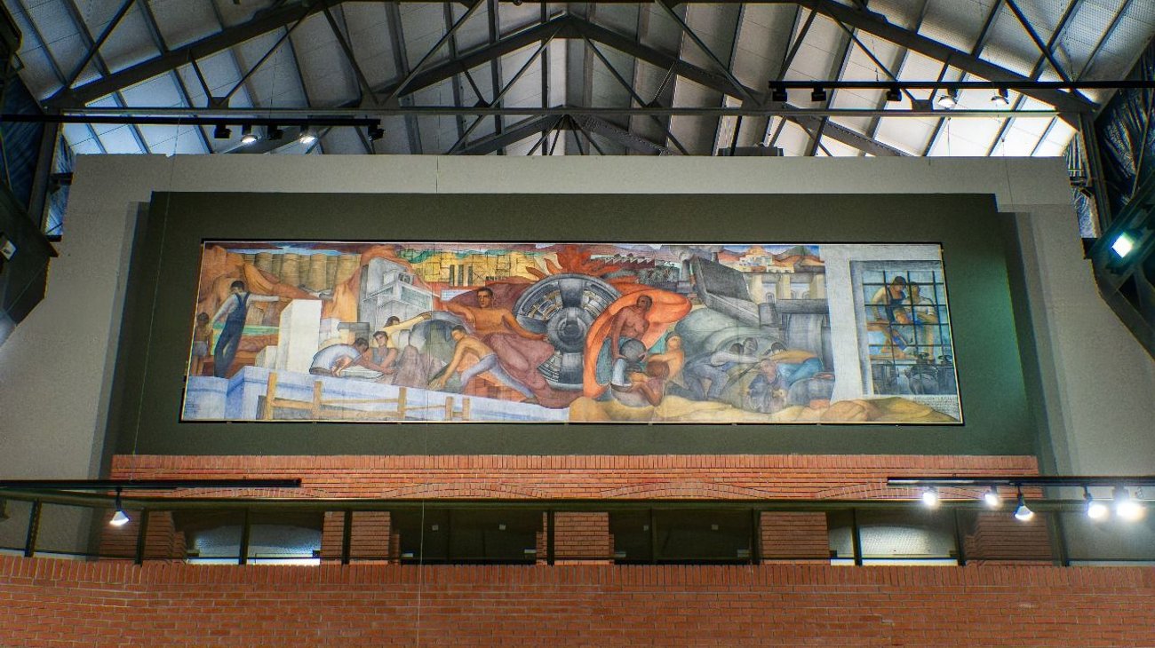 Concluyen restauración del mural 'Alegoría de la Producción'