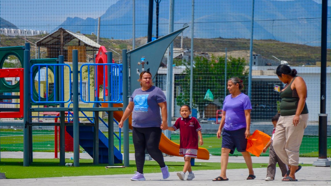 Rehabilitan 13 plazas públicas en Ramos Arizpe