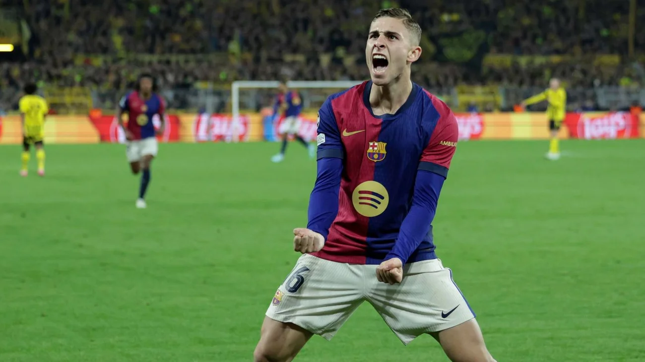 Barcelona pierde 3-1 con el Dortmund, pero avanza en Champions