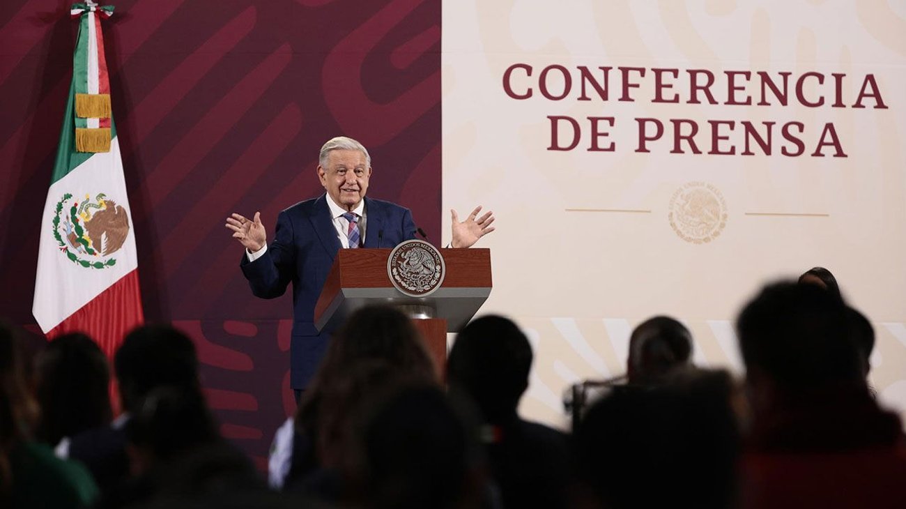 AMLO abordará nueva construcción del muro con Blinken