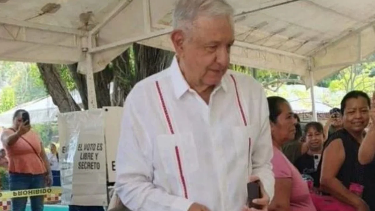 AMLO_votar_eleccion_judicial_8d2f941cf3