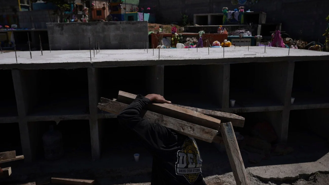 AP_25042712008611_1ee4e4b444