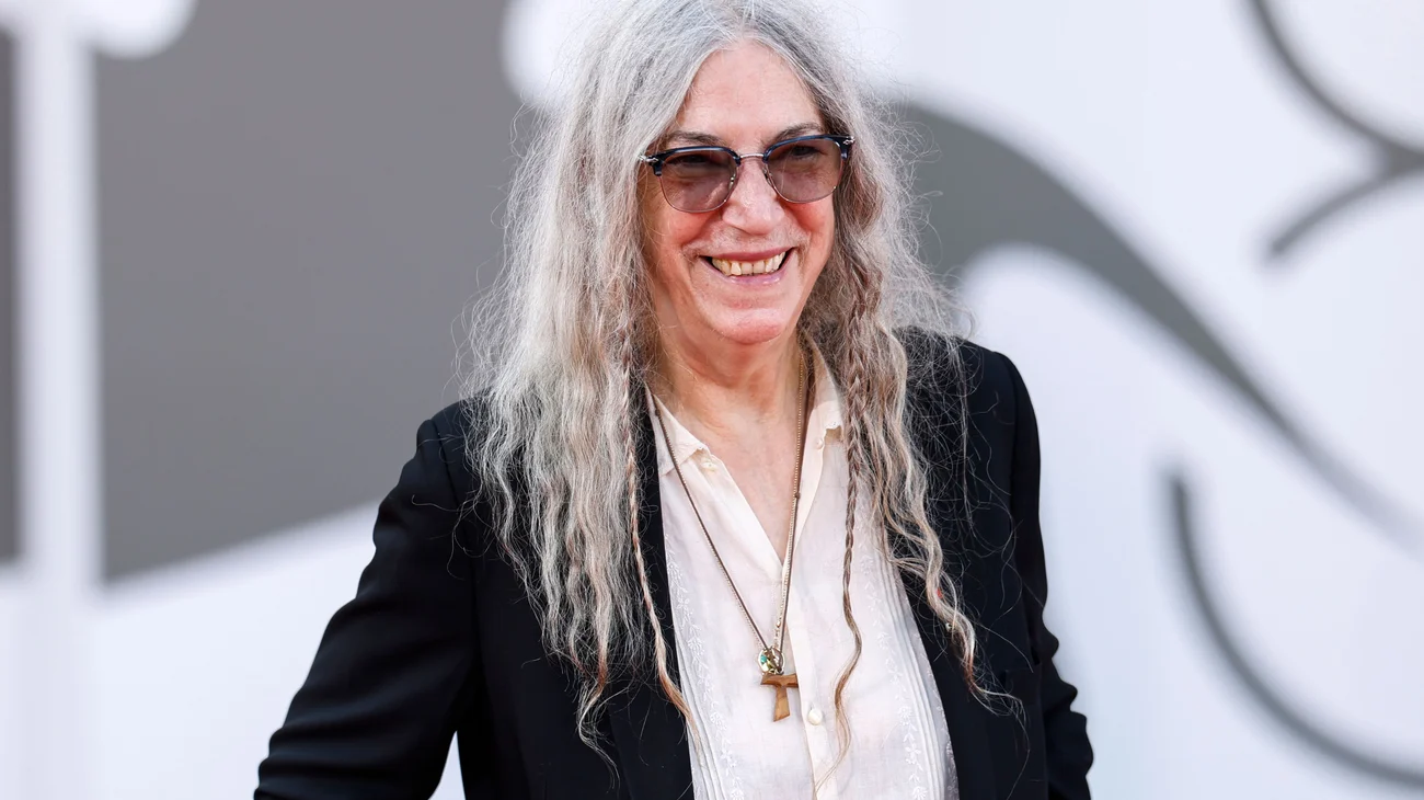 AP_25099834082524_5be40010ac