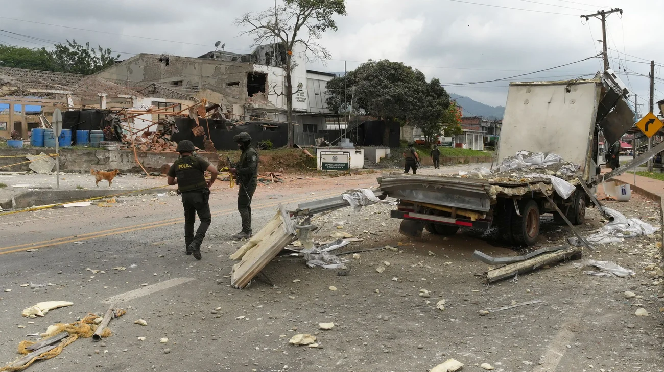 Explosión de camión en Colombia deja un muerto y varios heridos
