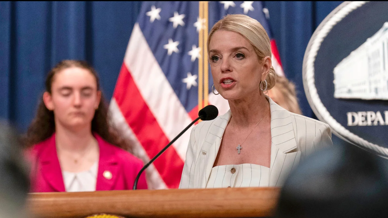 AP_25113821969845_9224b453c9