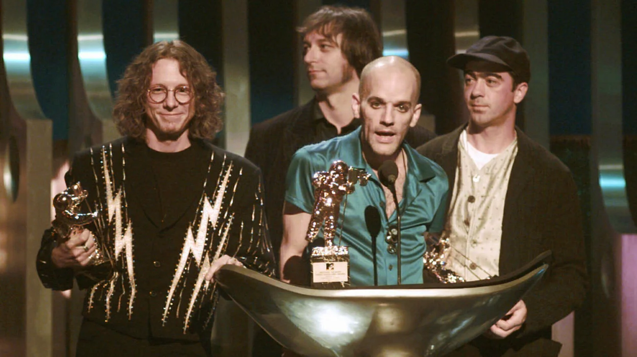 AP_25122562594443_20243da65a