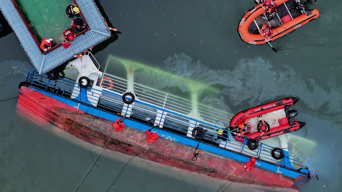 AP_25125220531034_63e6ff30e5