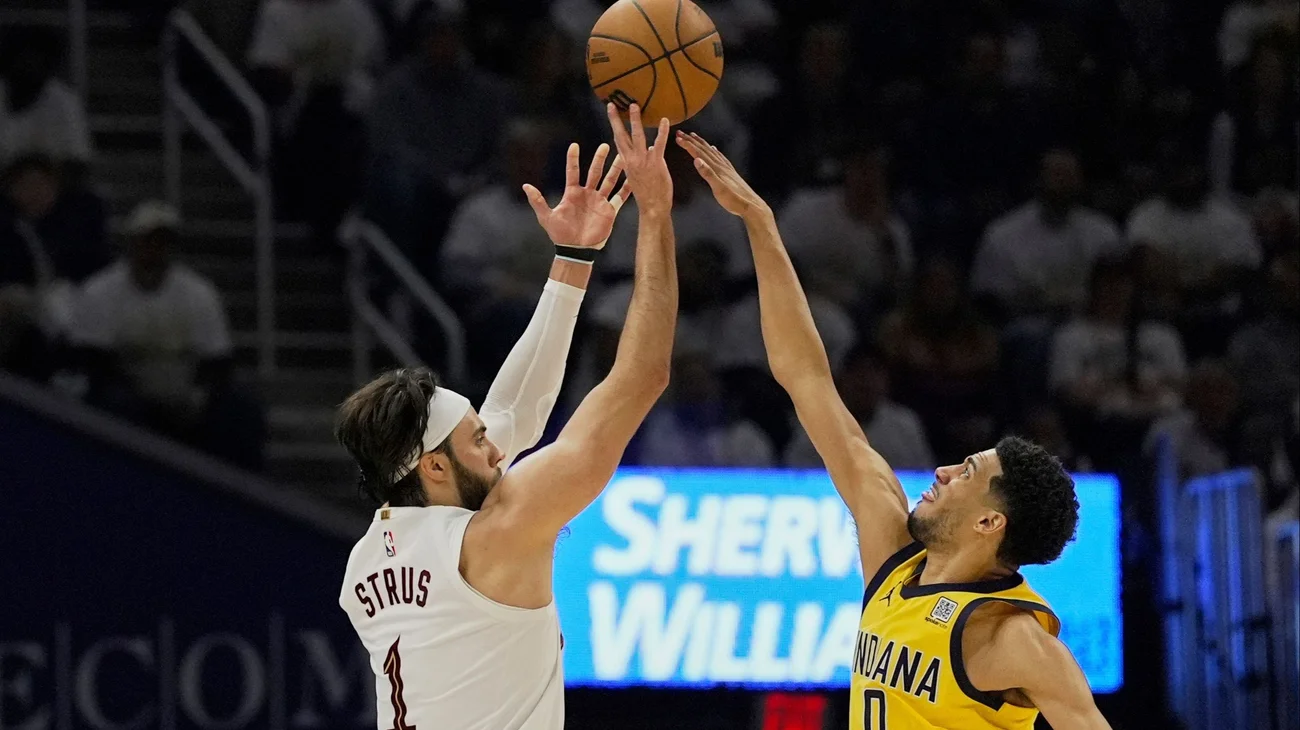 AP_25127084236457_c6a6662120