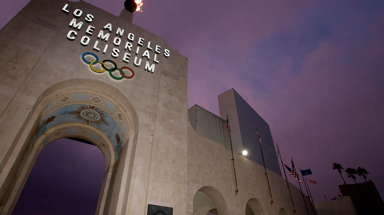 AP_25128807632033_d9d6f29586