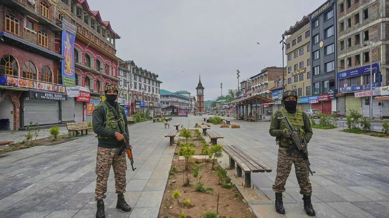 AP_25130276100721_1_86faecc7f9