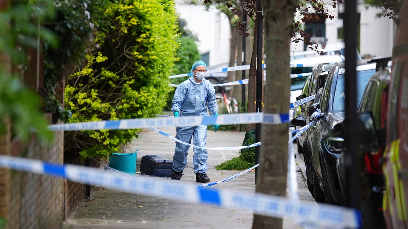 AP_25133093585241_53ba22f4dd