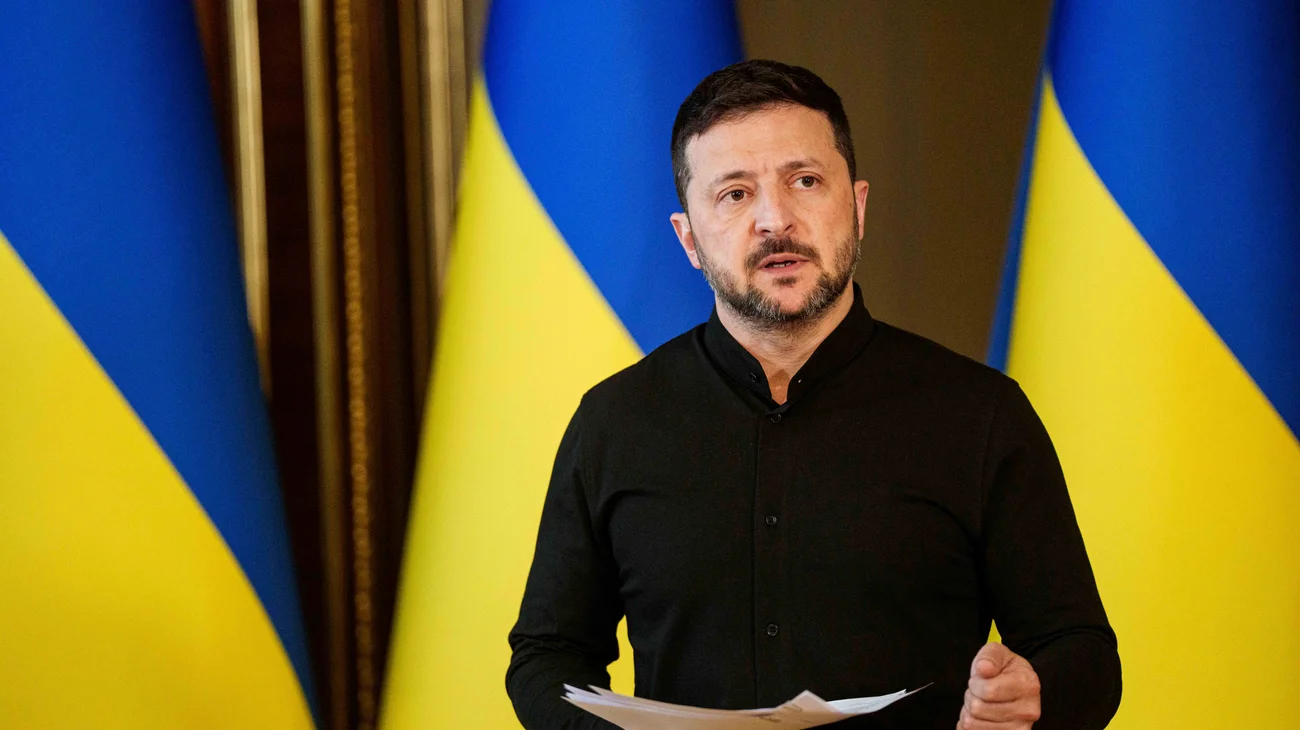 AP_25133510482549_c55ec50a07