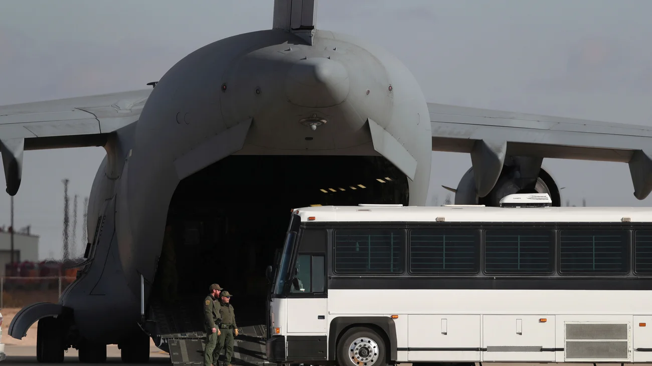 AP_25144644825890_2479765399