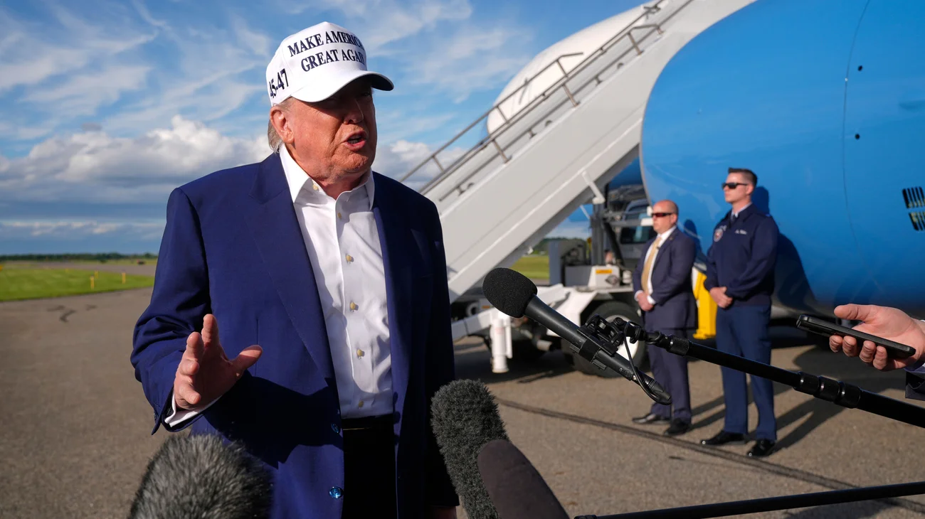 AP_25145852039630_9e3c0c9ea0