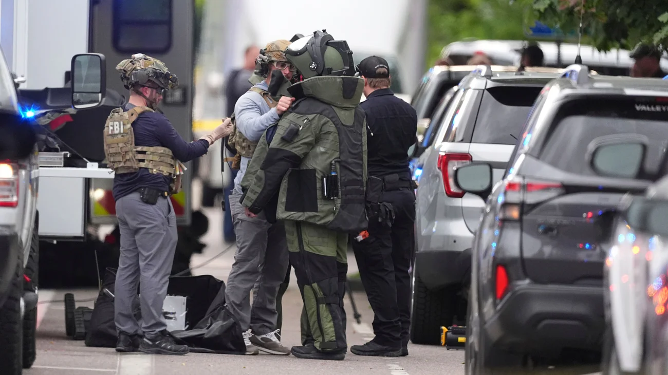 AP_25152818432646_fe61a7fd75