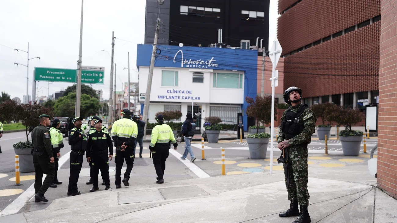 AP_25159521132925_e71cb8a2c1