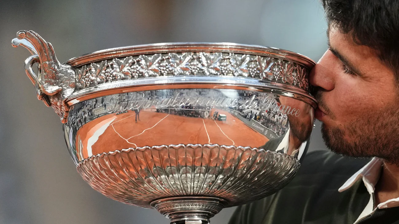 AP_25159712550122_841a383bf4