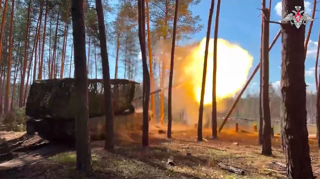 AP_25160513169279_137d4e64dc