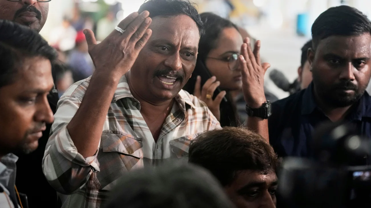 AP_25165276852232_ab5cc5b1c1