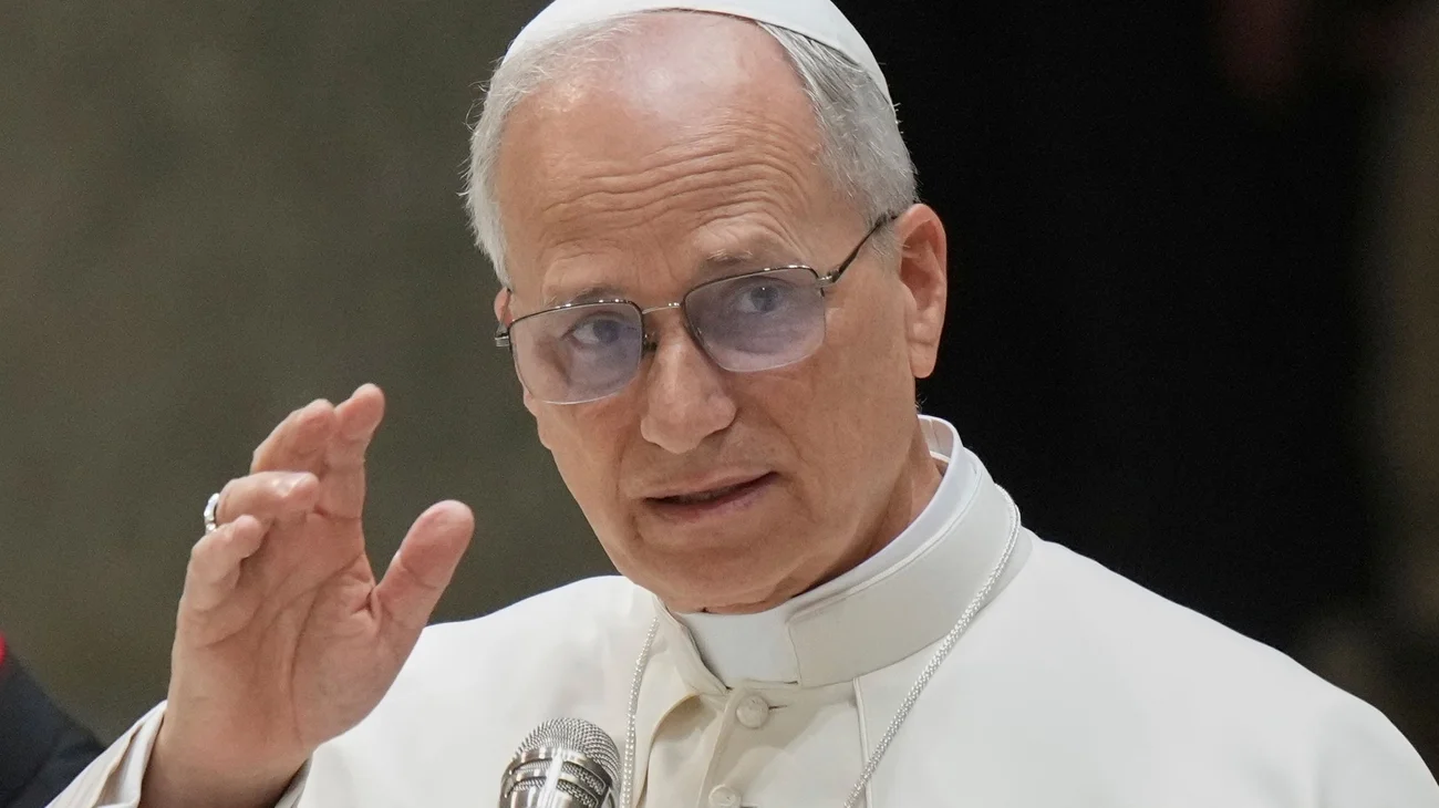 AP_25166345418578_b0b0da6925