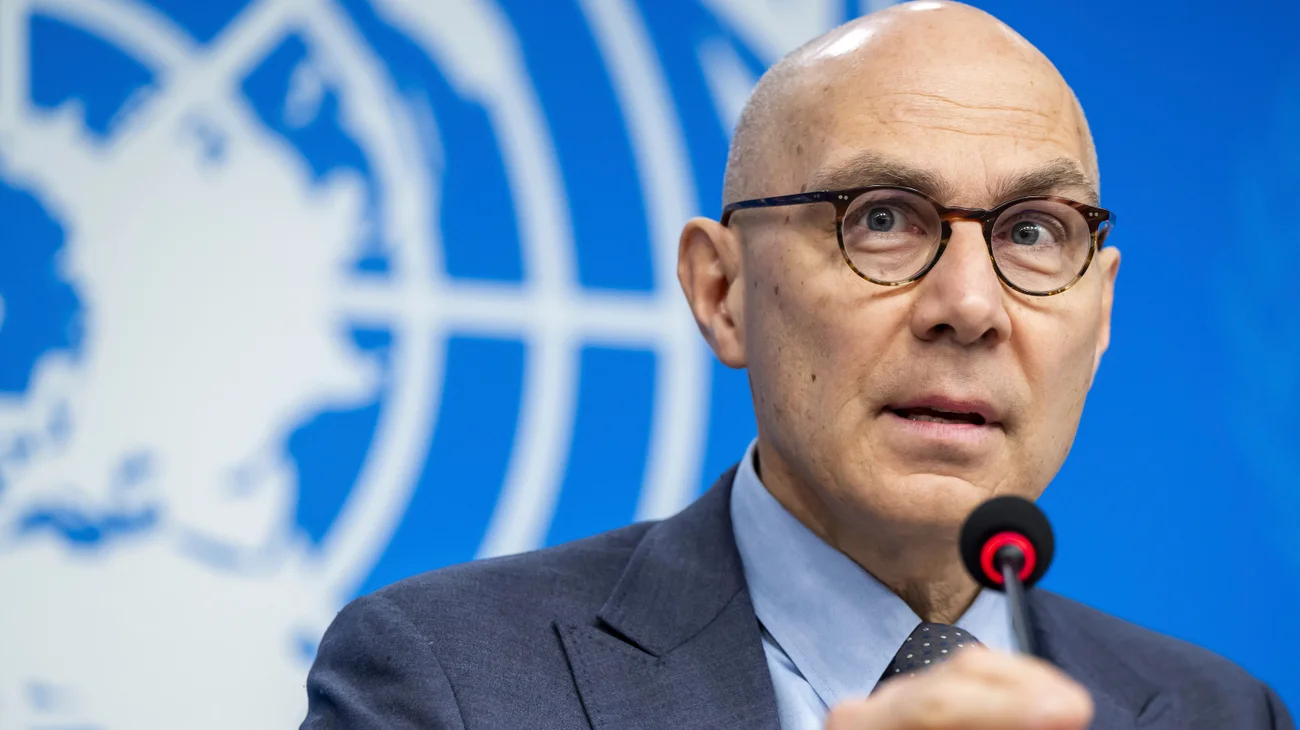 AP_25167405417645_785c4c9ca6