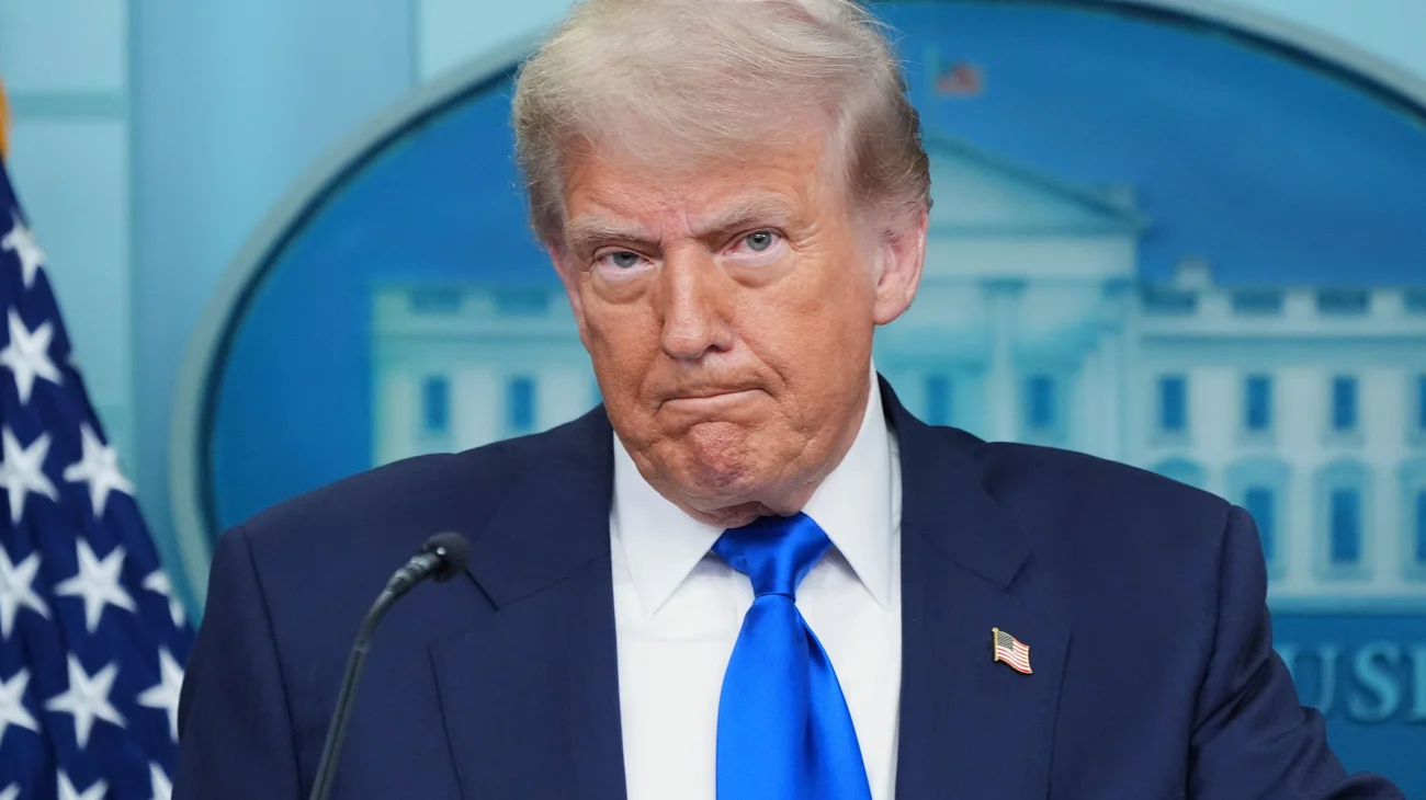 AP_25178719283839_1_1b965577e3