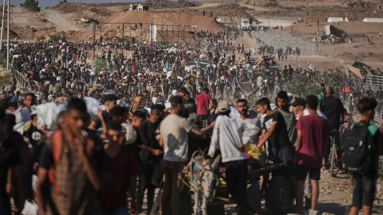 AP_25179254103930_dc271fcba7