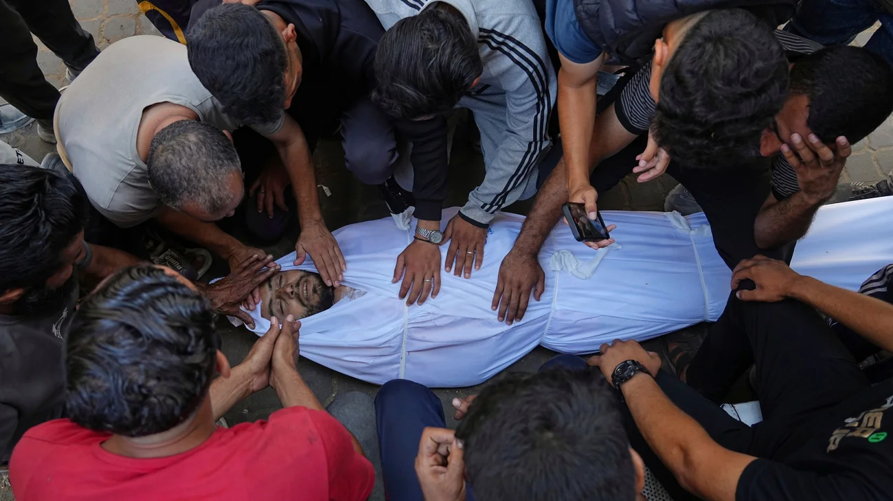 AP_25180297281373_ff29e82287