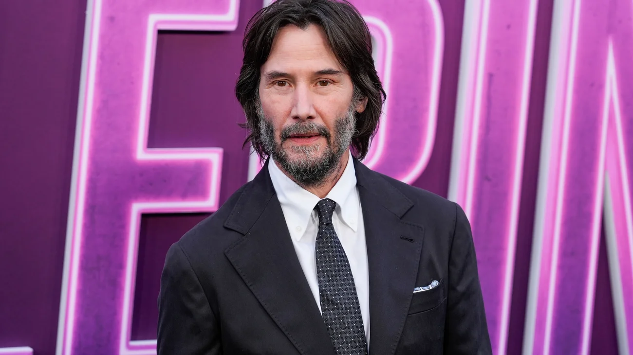 AP_25210693763244_f72e906809