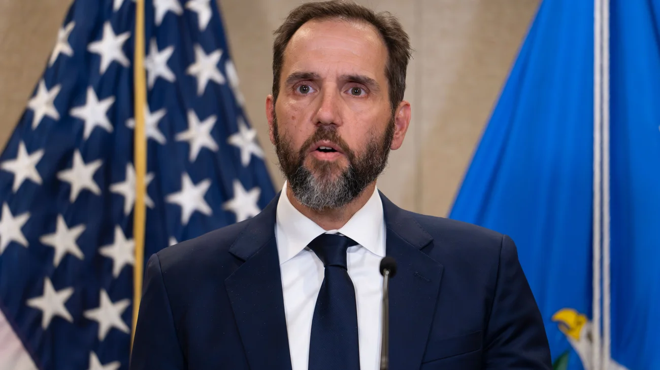 AP_25214724160375_3a4c9ddbdf