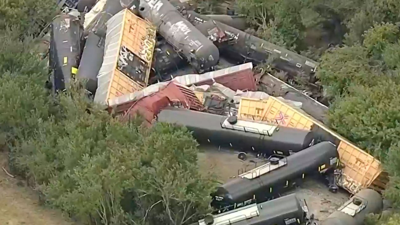 AP_25224820958799_f2166aa2b1