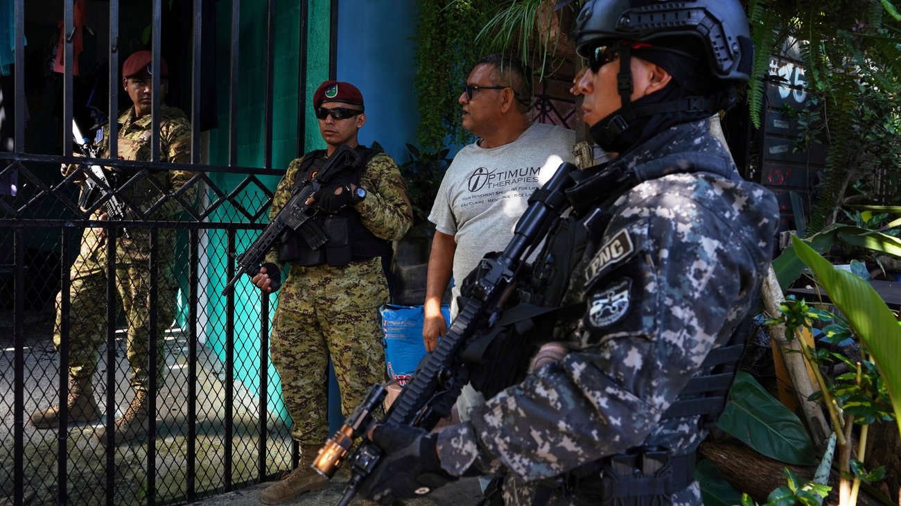 AP_25227760243355_0913318e2f