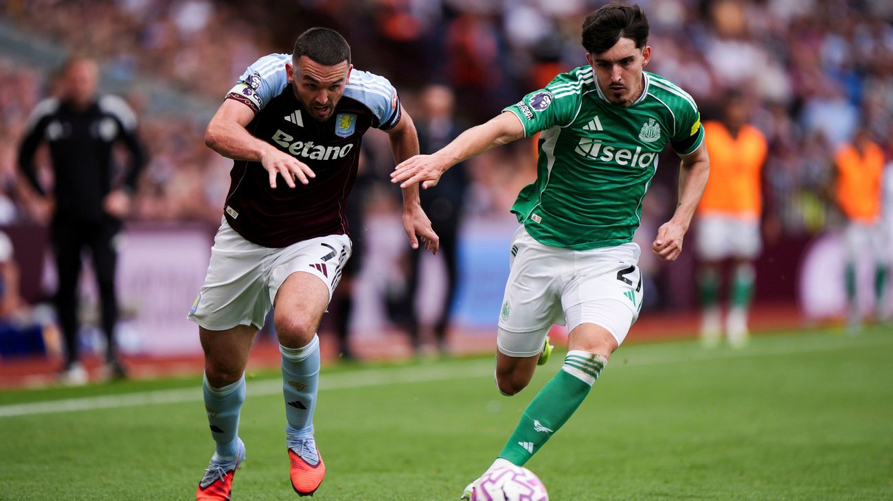 AP_25228505787598_9fdcc88ab0