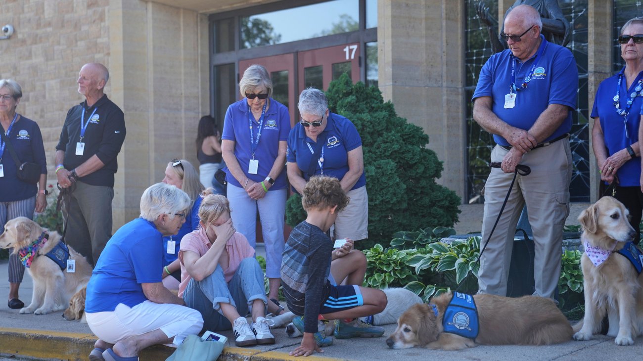 AP_25240546766348_988d7a709b