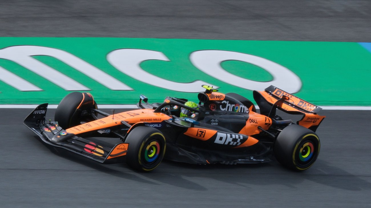 AP_25241496370361_f358cd9b2f