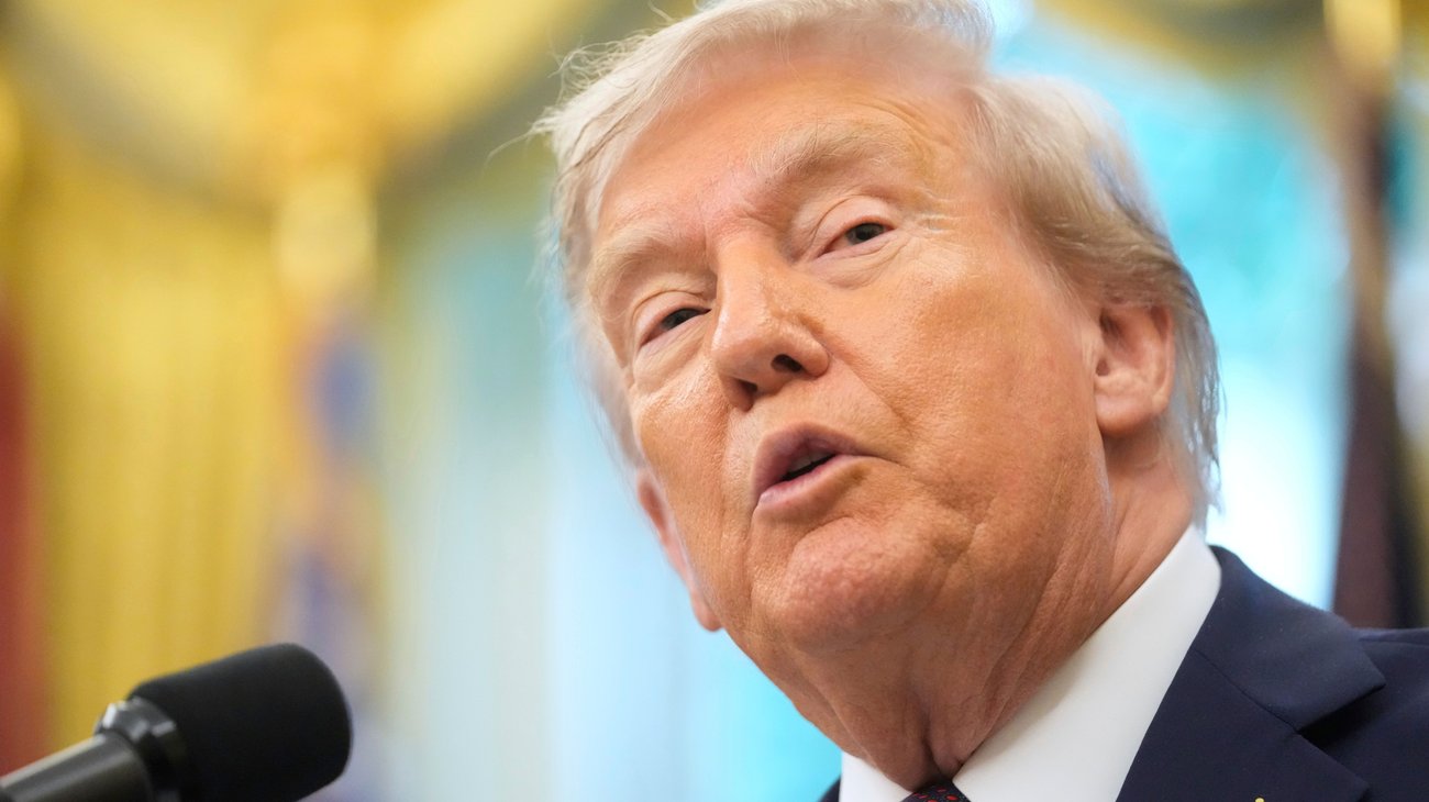 AP_25245702968408_b417567759