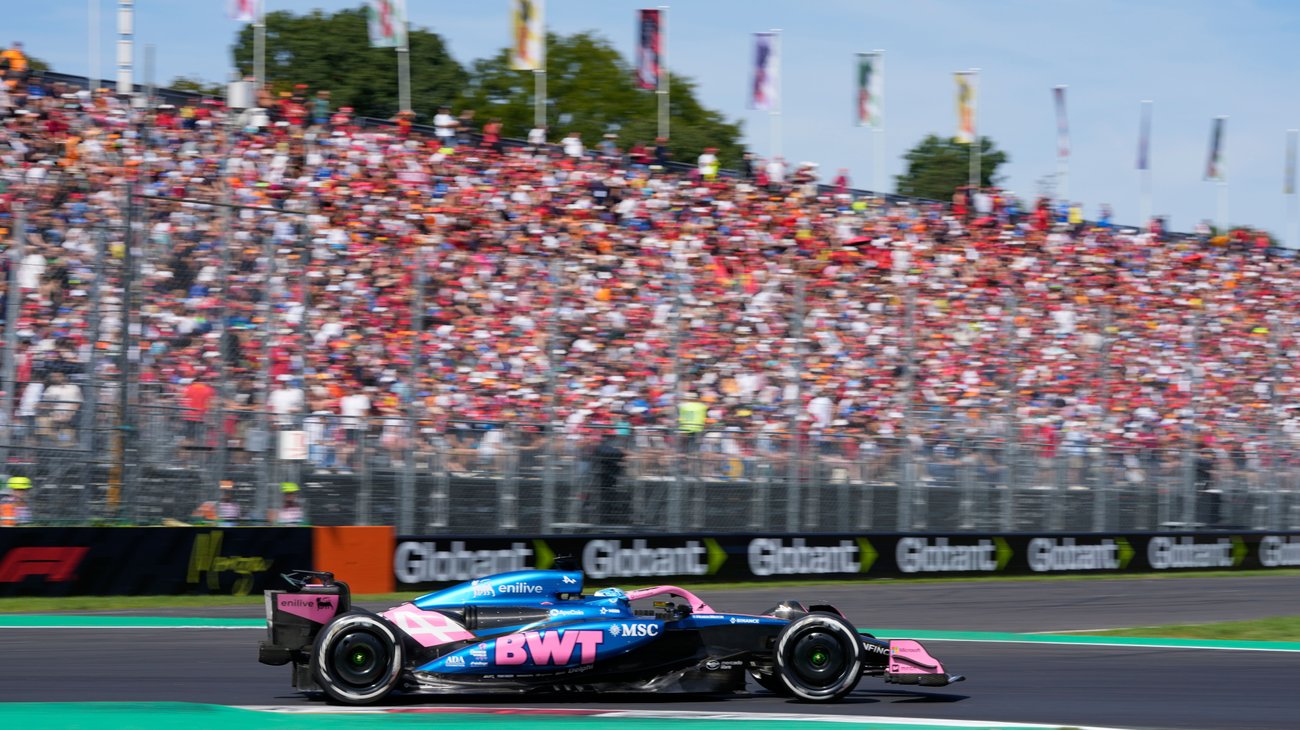 AP_25249514841359_d7120bab89