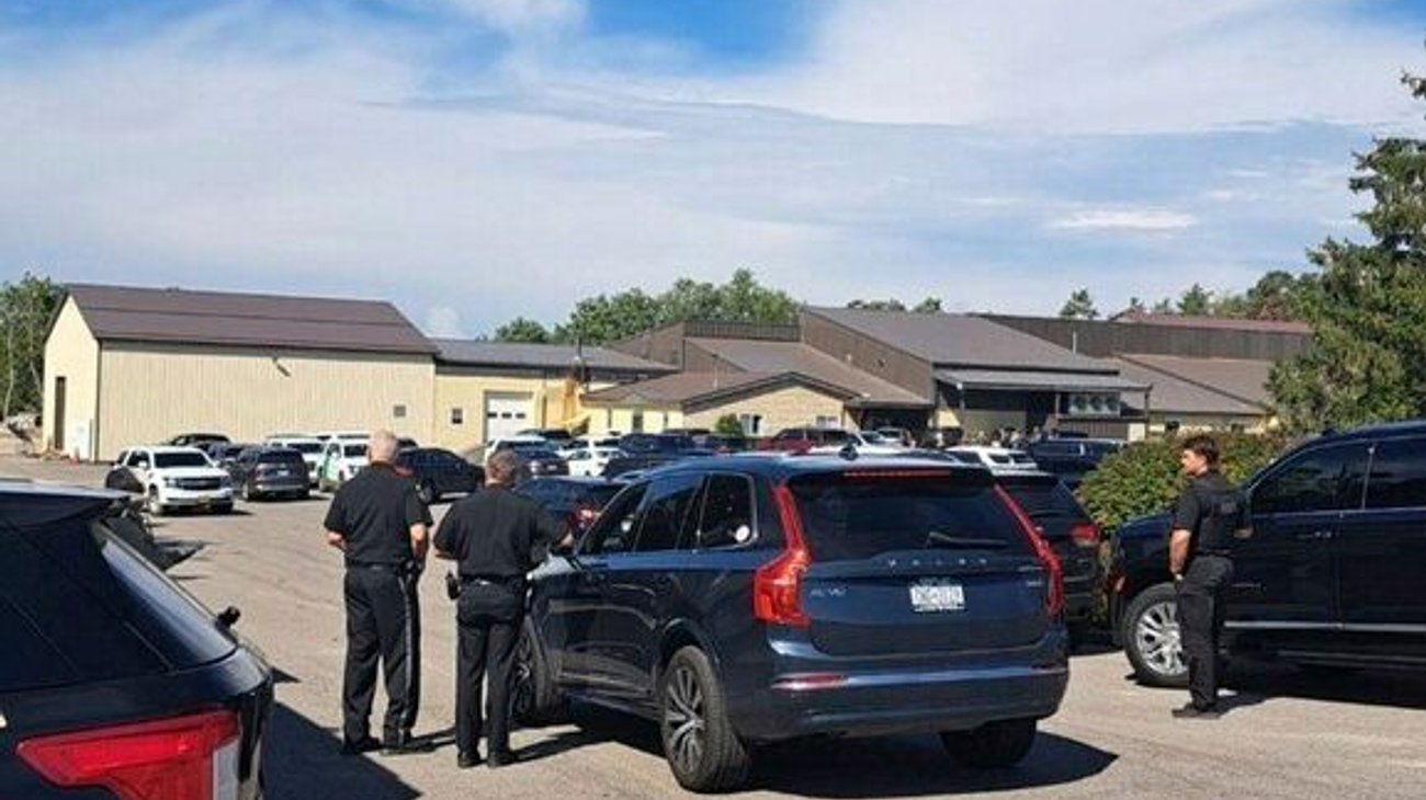 AP_25252666135814_886afa11be