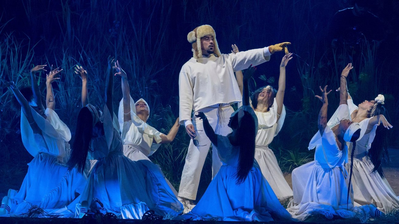 AP_25261044050400_e86ae56cea